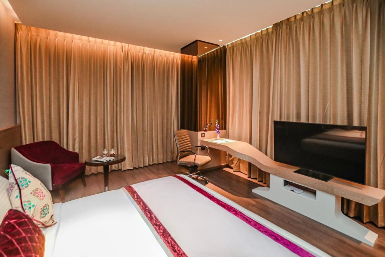 Regenta Place Verka Amritsar Eksteriør billede